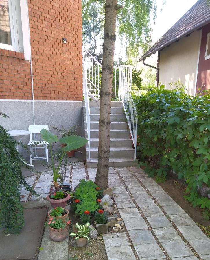 Sandrea Studio Apartment Subotica Exterior photo